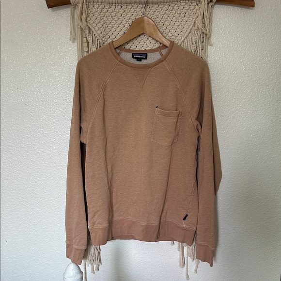 Patagonia women’s crewneck sweatshirt medium tan - Picture 1 of 5